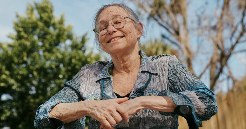 Sunny Jacobs, a Celebrity After Freed From Death Row, Dies at 77