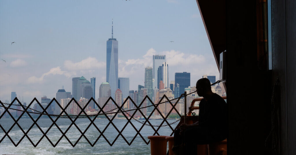 Our Advice to Voters in a Vexing Race for New York Mayor
