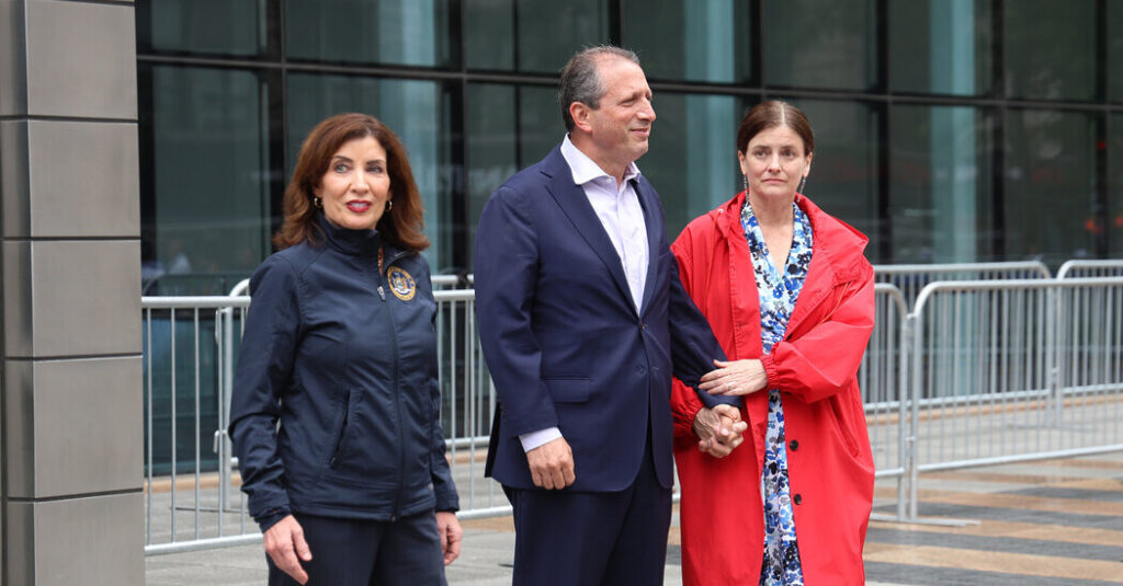 After His ICE Arrest, Brad Lander Has the Spotlight. Is It Too Late?