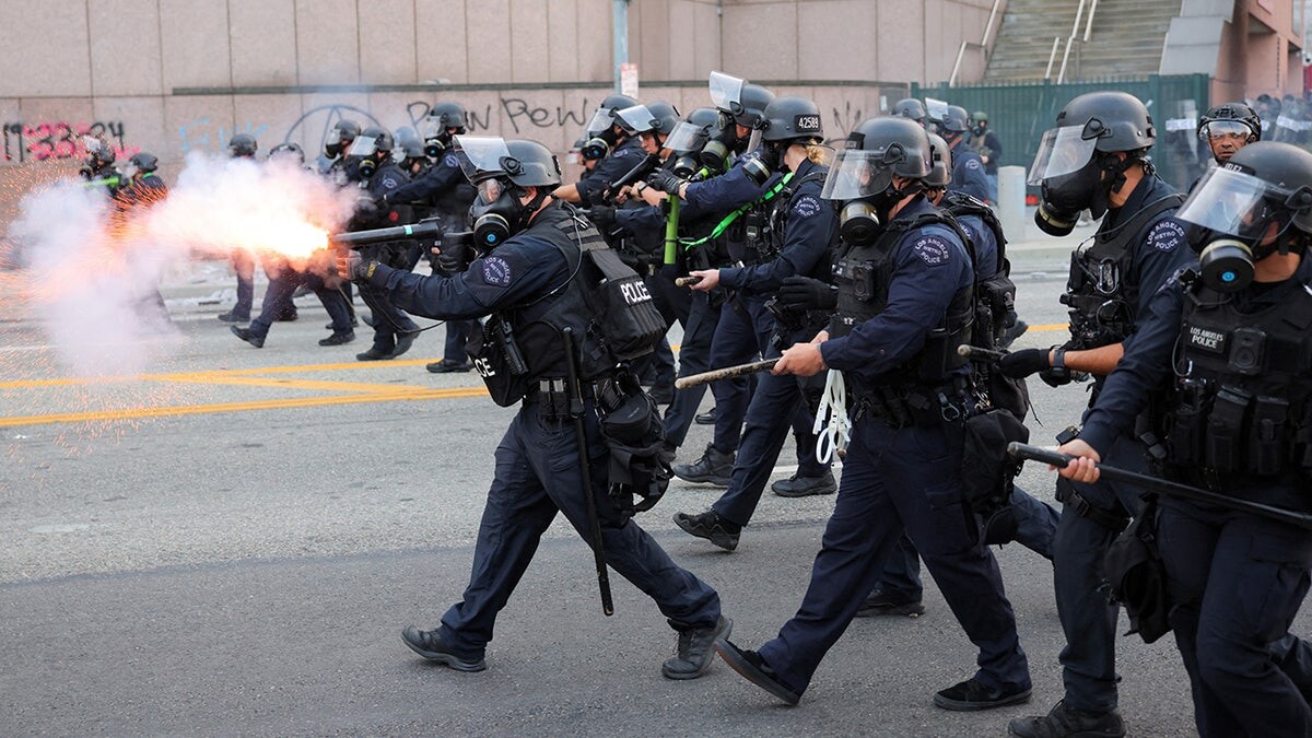 Federal officials slam Democrats for 'dangerous' rhetoric as ICE agents face violent mobs in LA, NYC  at george magazine