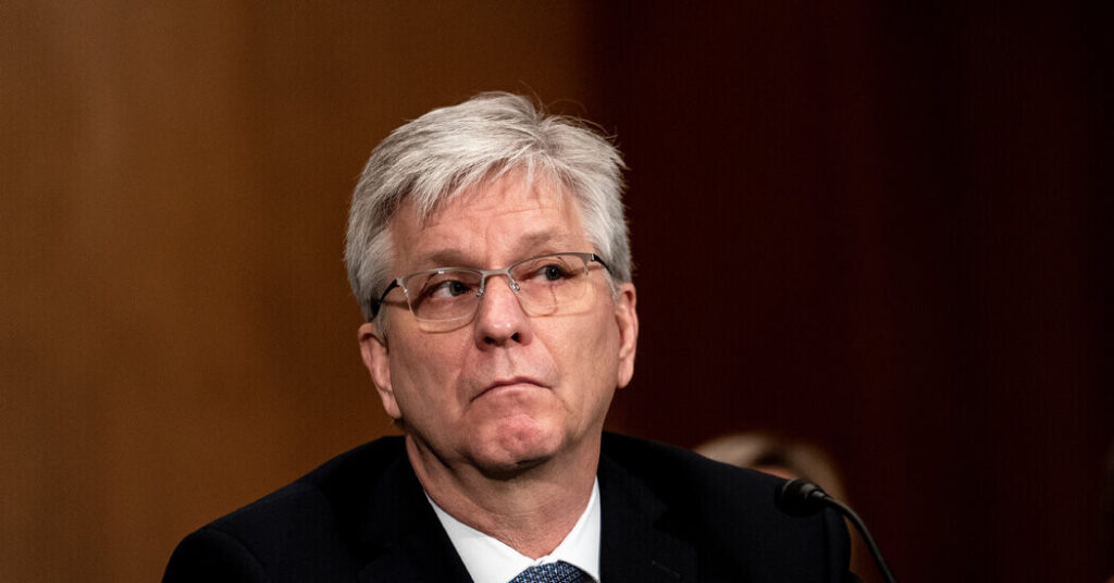 Fed Governor Calls for Rate Cuts as Soon as July