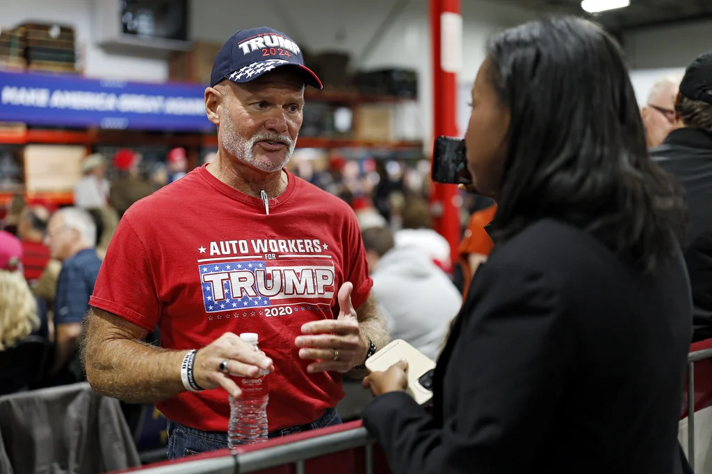 Democrats confront ‘existential’ problem of winning back blue-collar workers