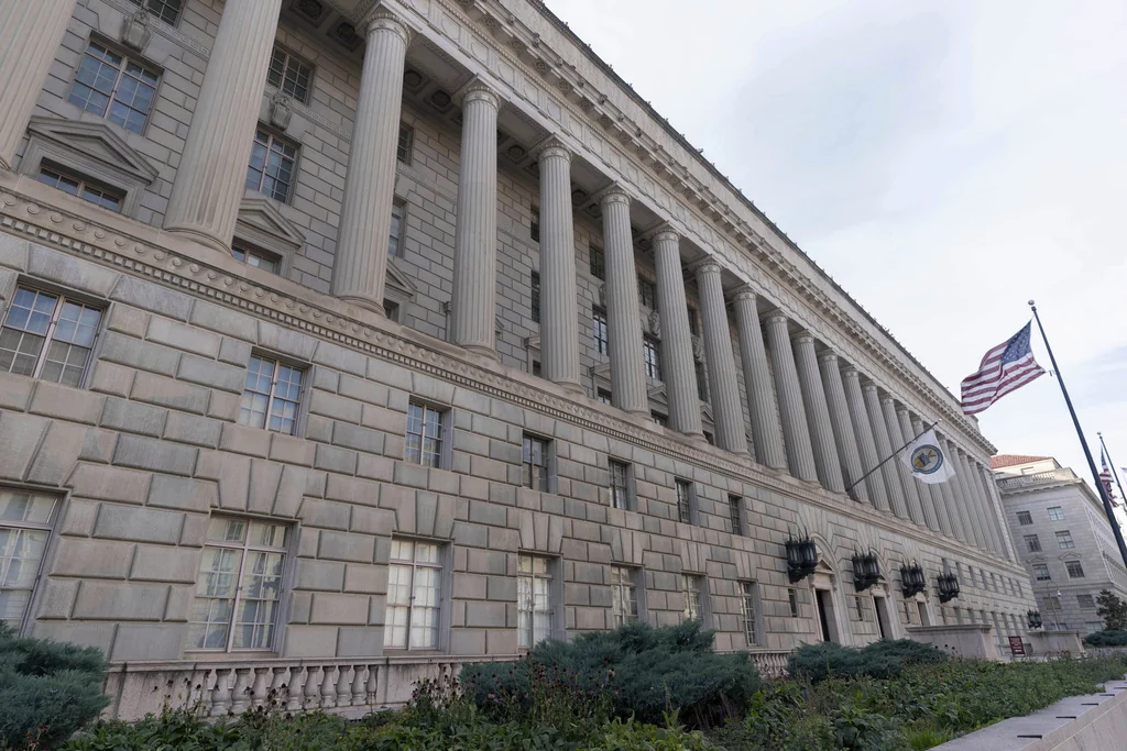 Federal workers get telework reprieve due to military parade preparations