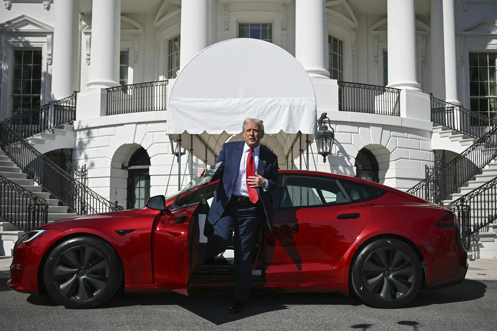 Trump considering ditching his Tesla after breakup with Musk  at george magazine
