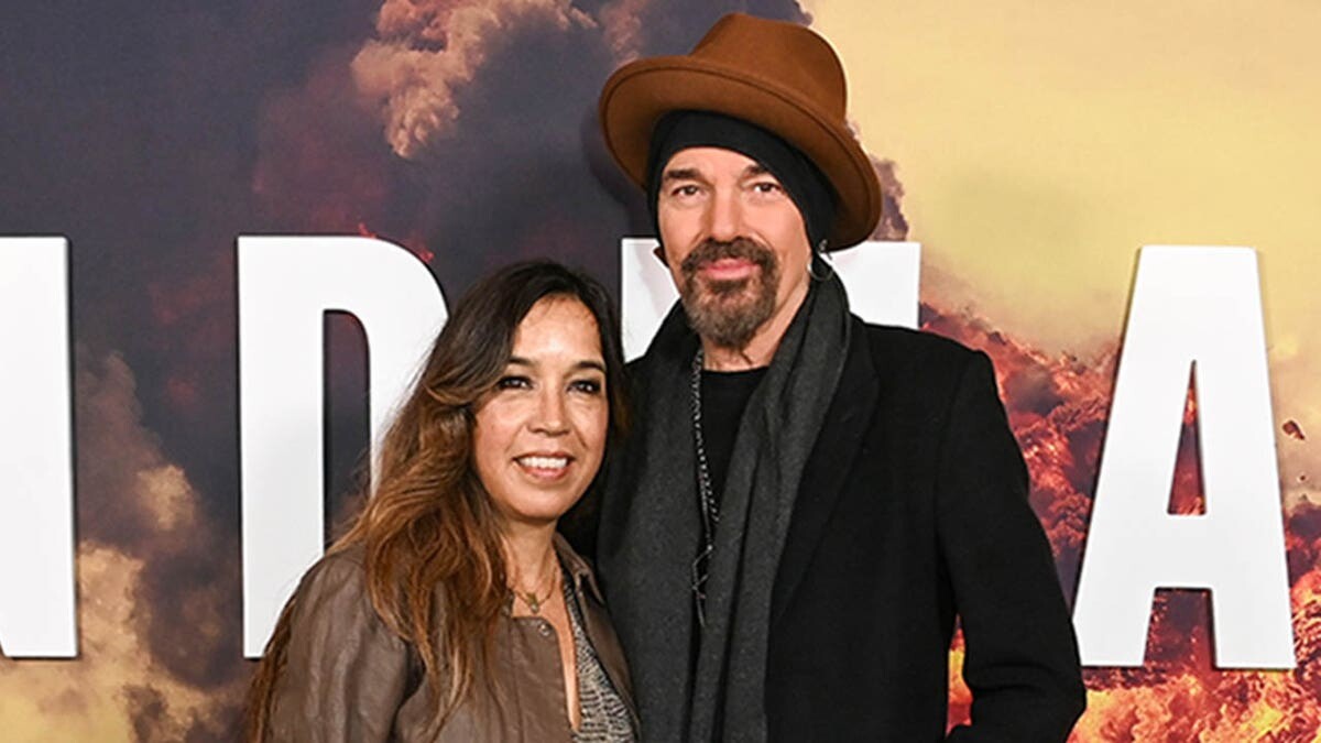 Billy Bob Thornton says key to successful marriage is something beyond romance  at george magazine