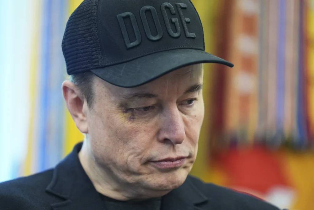Musk appears to endorse Trump impeachment as social media spat spirals out of control
