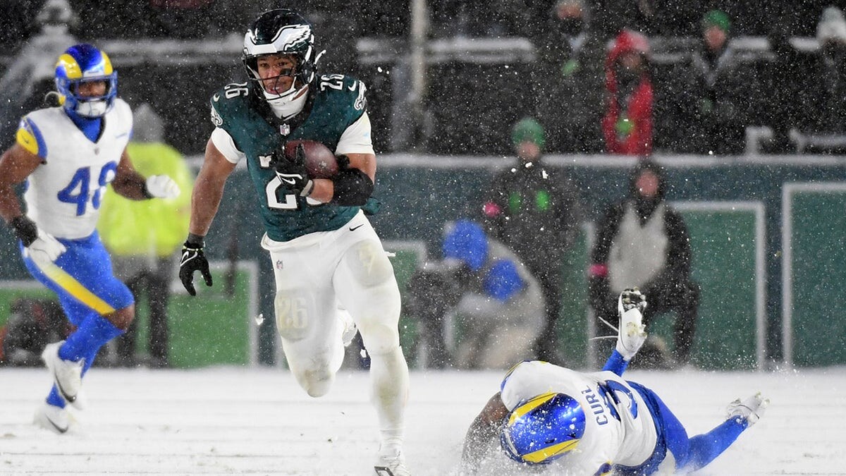 Rams' Kamren Curl jokingly vows to forgo playing 'Madden' after trailer shows him missing Saquon Barkley  at george magazine