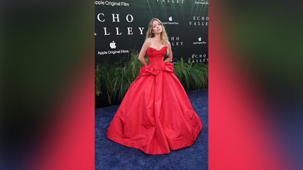 Sydney Sweeney and Jessica Simpson bring the heat in sexy summer styles