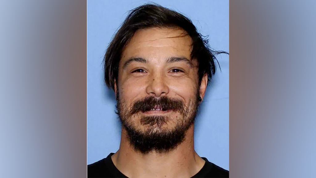 Washington state father wanted for murder after 3 daughters found dead