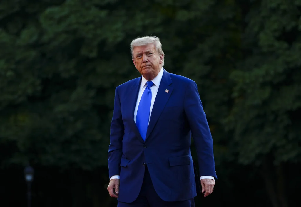 Trump net approval hits lowest point of second term amid US strikes on Iran: Poll  at george magazine