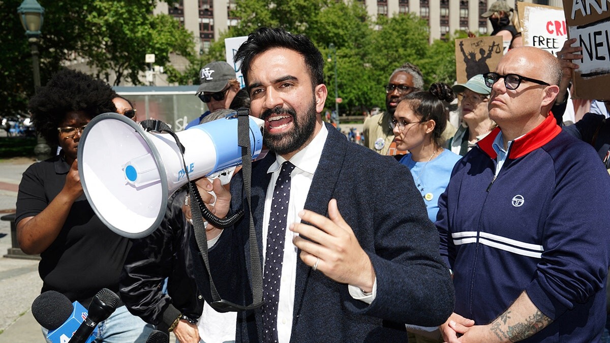 'Globalize the intifada' phrase stirs tensions on NYC campaign trail as Middle East conflict rages  at george magazine