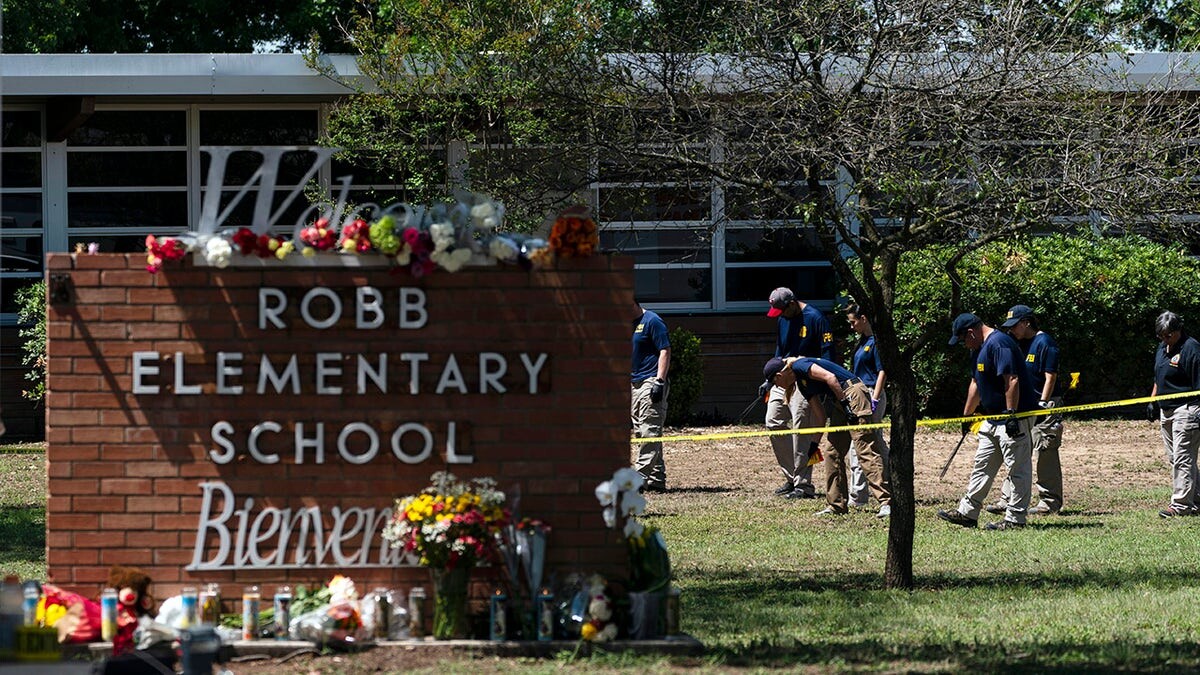 Uvalde school board votes unanimously to release Robb Elementary shooting investigation records  at george magazine