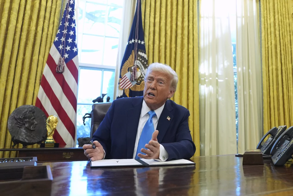 Trump creates new classification of non-career federal government worker