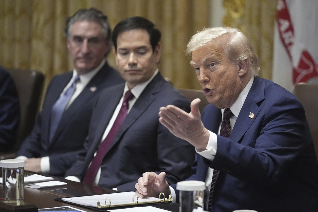 Trump preparing for legal fight over attempt to fire Federal Reserve governor