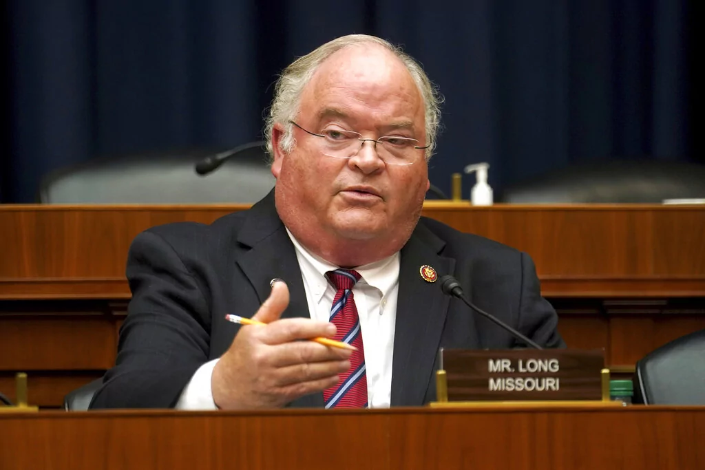 Trump fires IRS commissioner two months into tenure