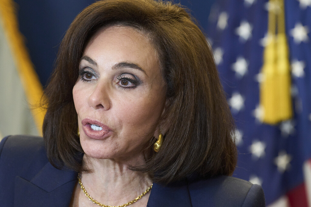 Jeanine Pirro celebrates 12 days of no homicides after Trump DC crime crackdown