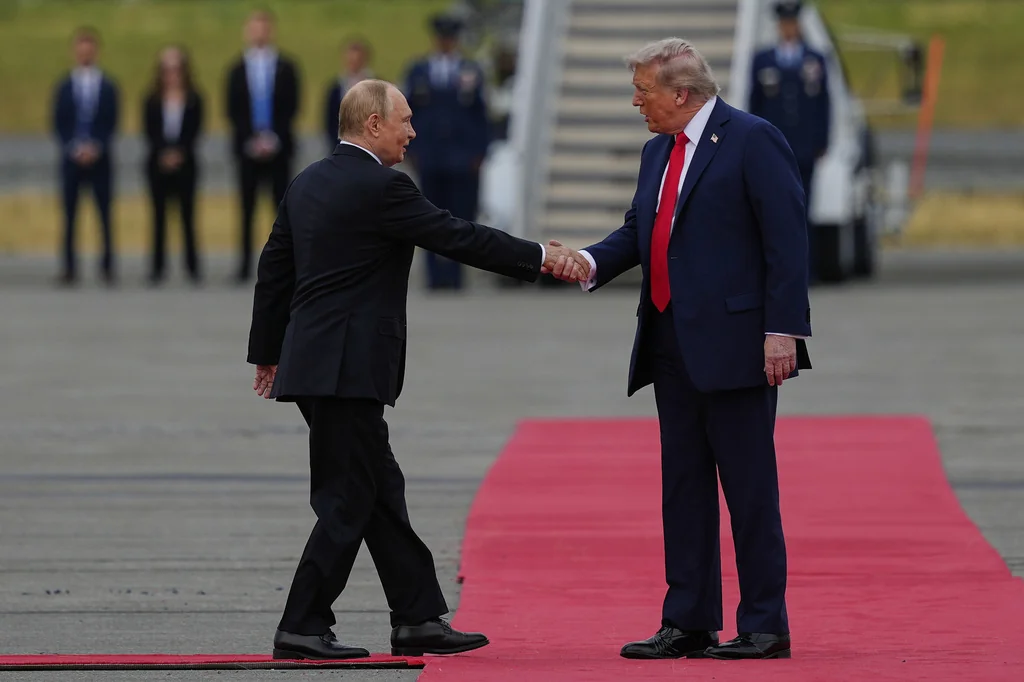 Government papers containing details on Trump-Putin summit found in printer of Alaskan hotel: Report