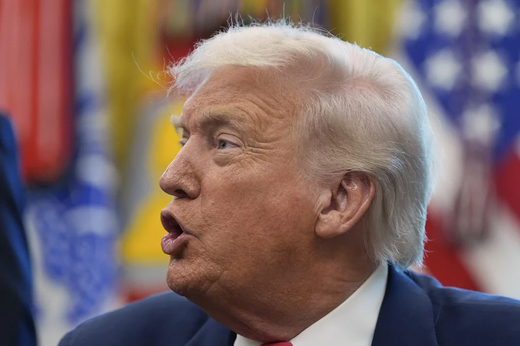 Trump demands Elizabeth Warren ‘take a drug test’