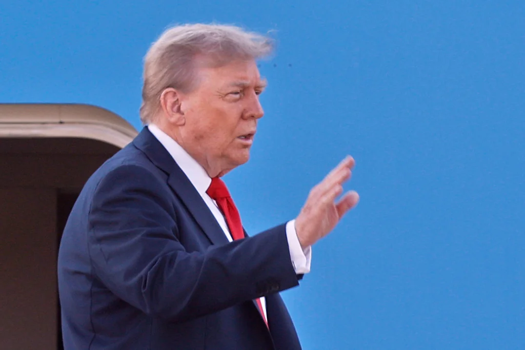 Trump threatens ‘severe’ consequences for Putin: ‘Not doing this for my health’