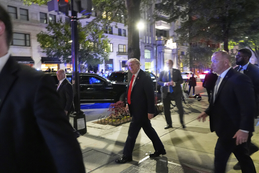 Secret Service in ‘fact-finding mode’ after close calls reignite questions about Trump’s protection