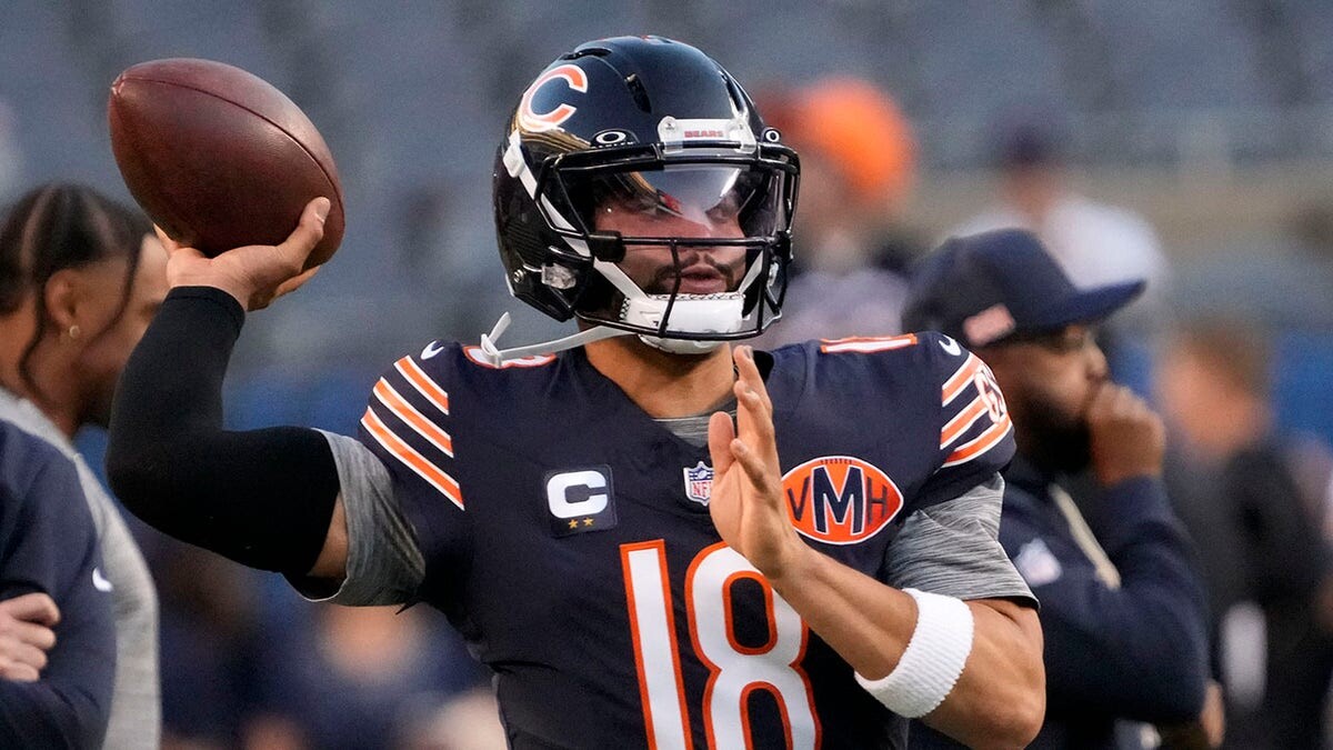 Bears' Caleb Williams shares powerful message on painted finger nails before season opener vs Vikings  at george magazine