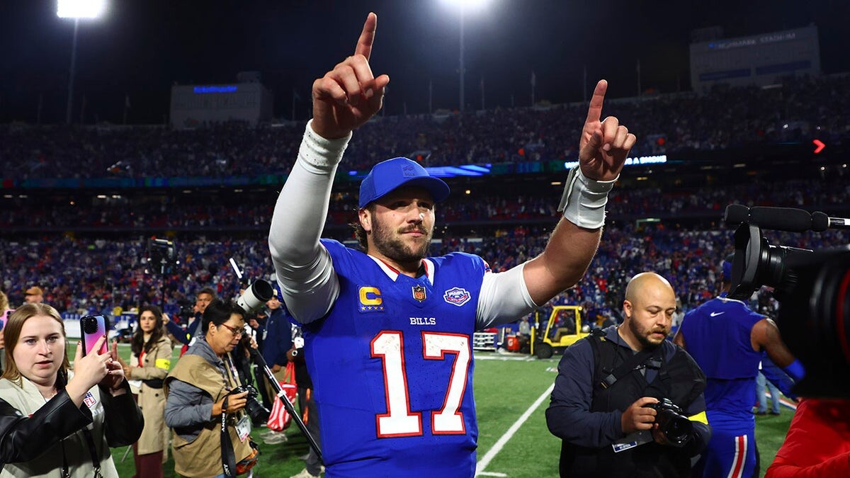 Josh Allen needles Bills fans for leaving early during thrilling win: 'Have some faith next time'  at george magazine