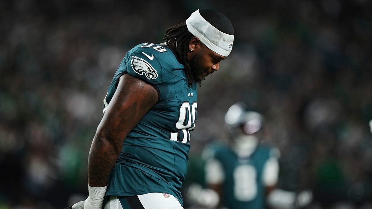 NFL to review Jalen Carter spitting incident from Eagles' win over Cowboys: report  at george magazine