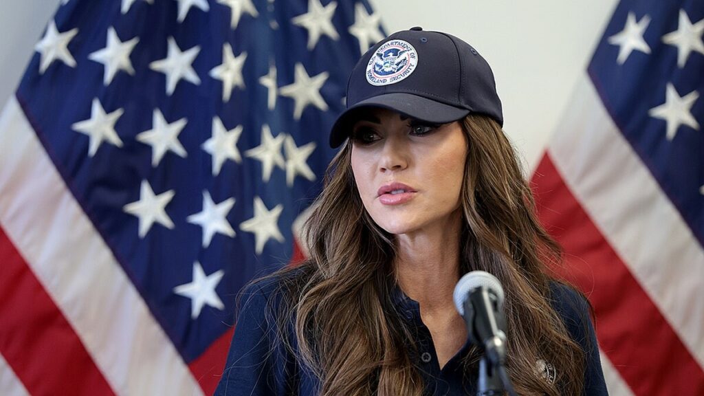 Americans flood ICE with 141,000 job applications in Trump admin recruitment push