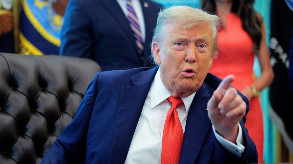 Trump roils Chicago Democrats with Apocalypse Now meme hinting at National Guard deployment