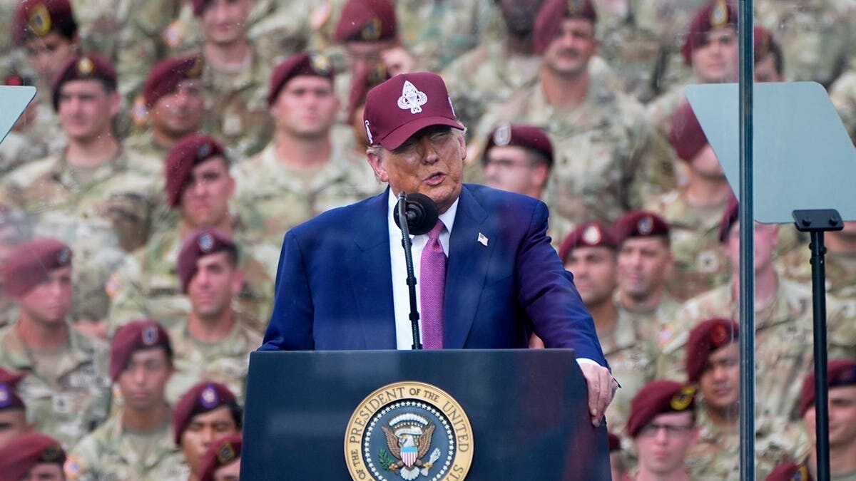 Trump signs order renaming Pentagon back to ‘Department of War’  at george magazine