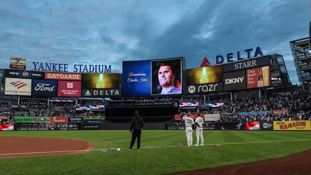 Yankees hold moment of silence in honor of Charlie Kirk after shooting death in Utah  at george magazine