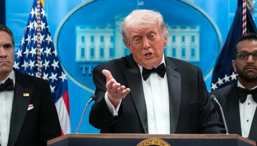 WATCH LIVE: Trump meets with Artemis II astronauts