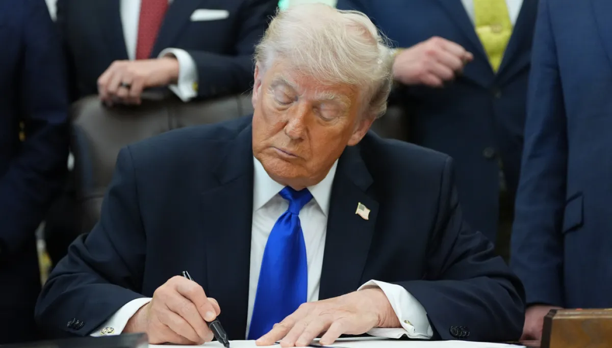 Trump signs DHS funding bill in end to monthslong political battle at george magazine