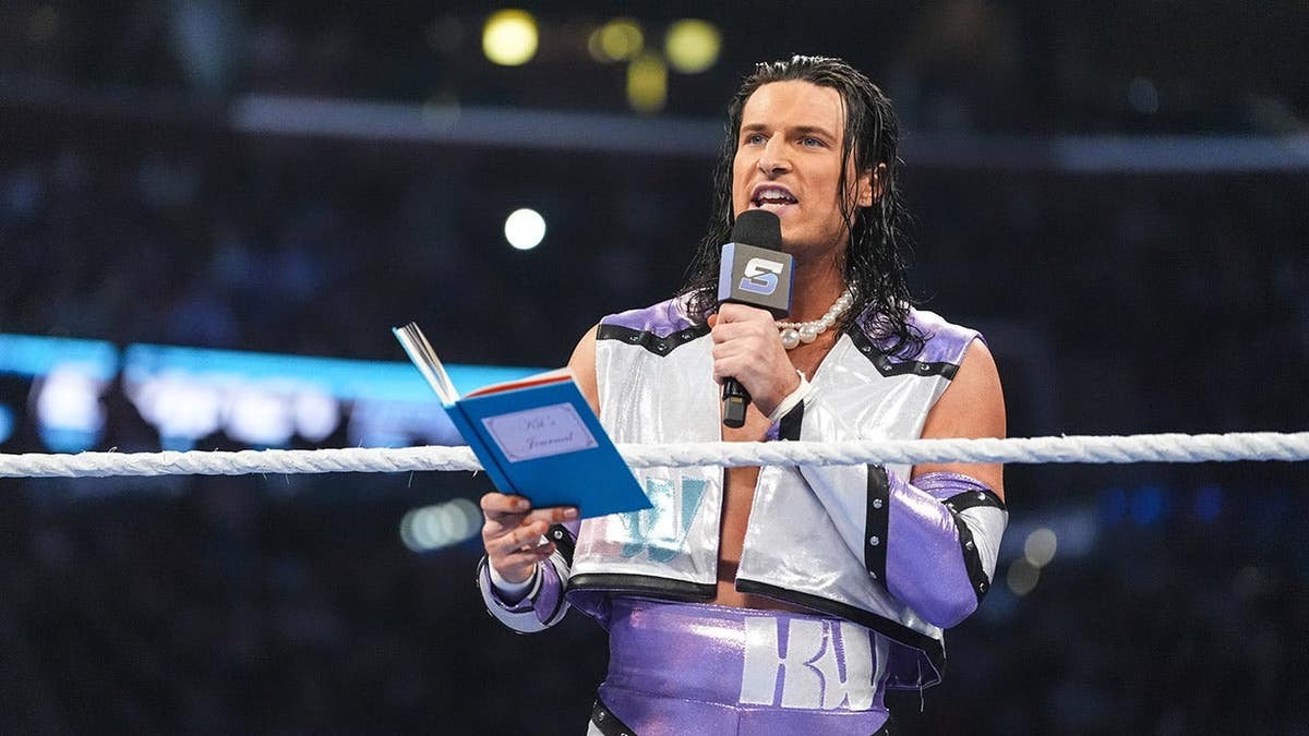 WWE star Kit Wilson expresses support for Cody Rhodes after Pat McAfee promo, no animosity after 'toxic' move  at george magazine