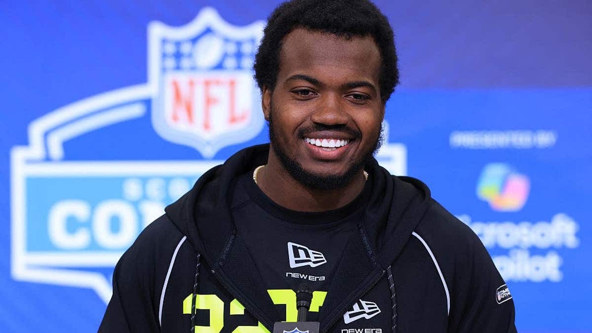 Rueben Bain's short arms and tragic car accident history contributed to his NFL Draft slide  at george magazine