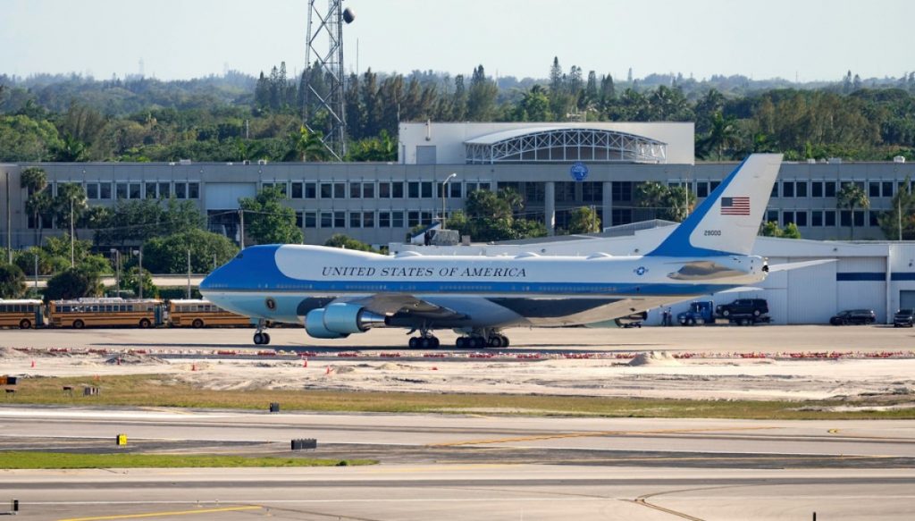 Palm Beach approves plan to rename airport after Trump