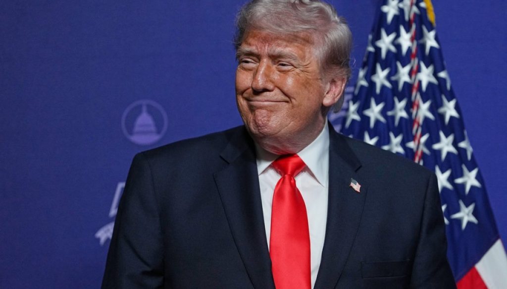 WATCH LIVE: Trump attends small business summit at White House