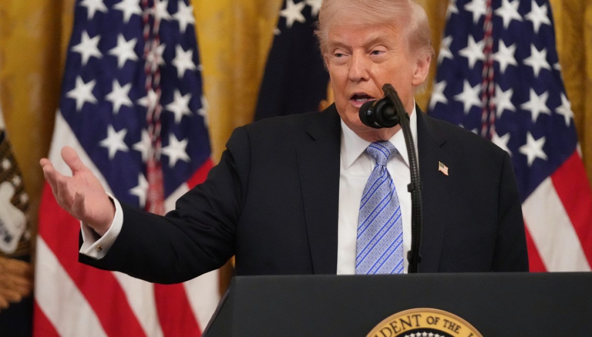 Trump says AI will probably kill jobs but also ‘create a lot of jobs’  at george magazine