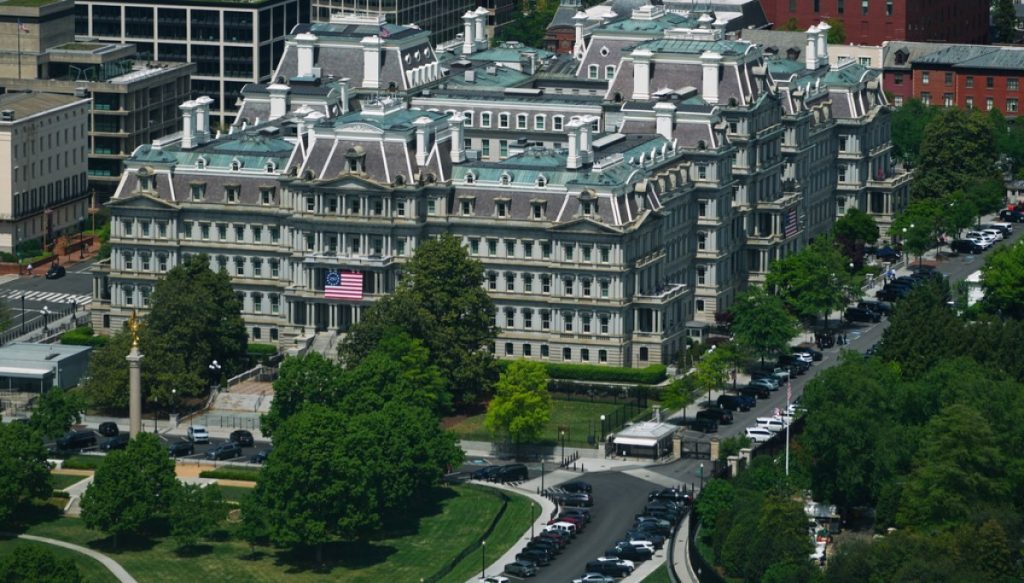 Panel seeks paint details before approving Trump’s plan for Eisenhower building
