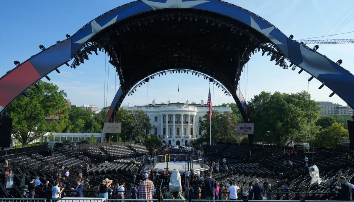 Parts of Trump’s UFC fight on the White House lawn have precedent — with one exception at george magazine