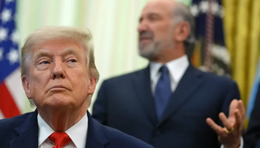 Appeals court allows Trump to collect 10% global tariffs for now