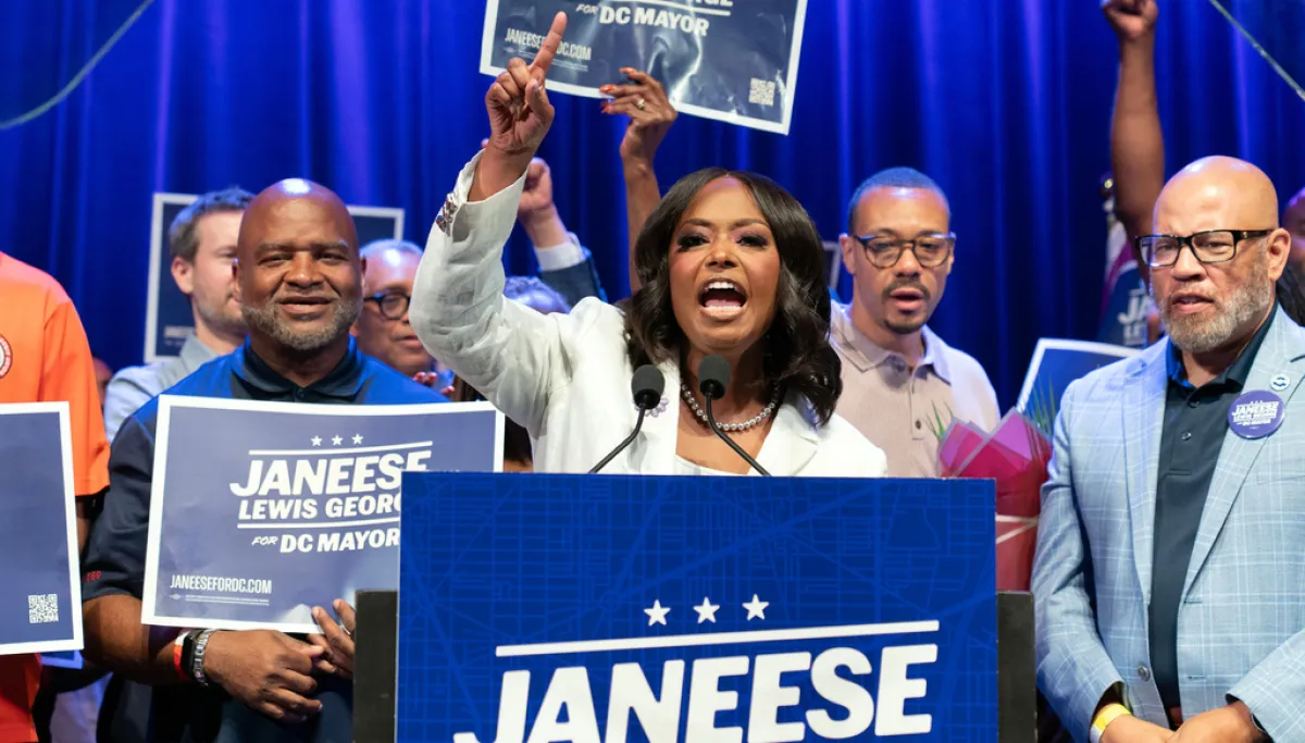 DC risks Trump’s heavy hand with election of socialist mayor  at george magazine