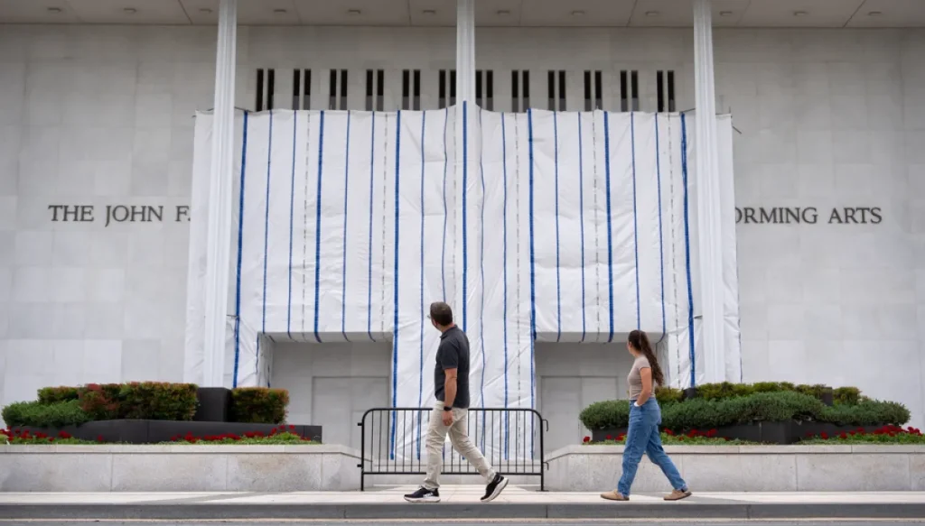 Judge orders Kennedy Center to explain tarp blocking front sign