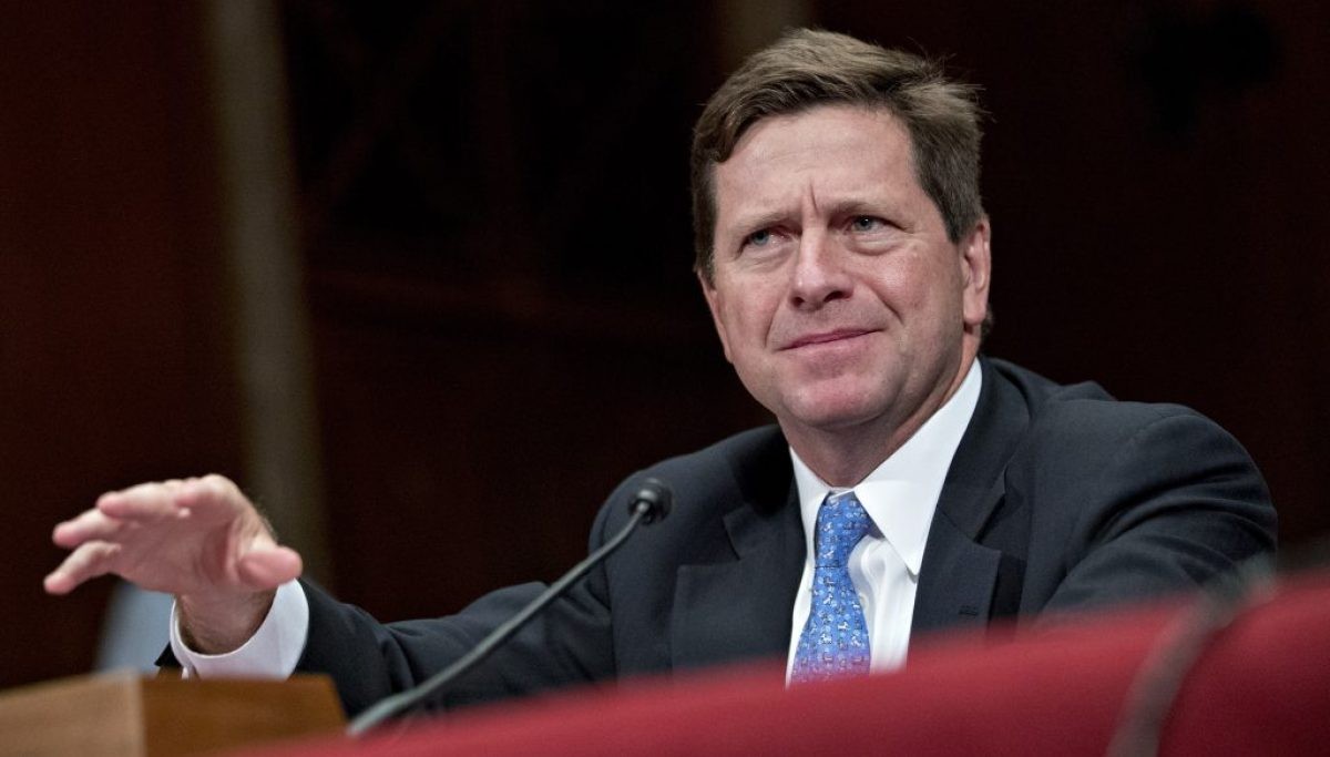 Trump names Jay Clayton as next intelligence chief amid FISA gridlock at george magazine
