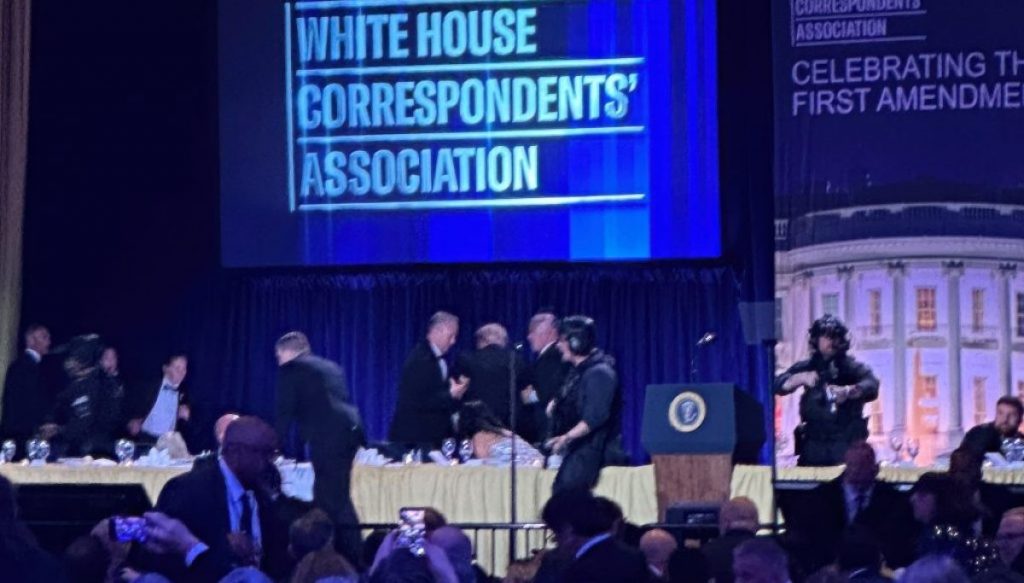 Officer who stopped White House Correspondents’ Association dinner attack to receive award