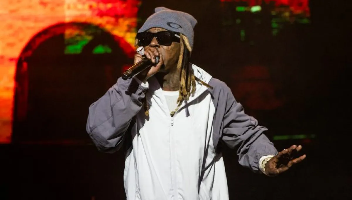 Lil Wayne praises Trump for building ballroom  at george magazine