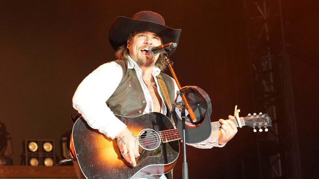 Gavin Adcock drops new single ‘The Day I Hang It Up’ and country music fans are fired up