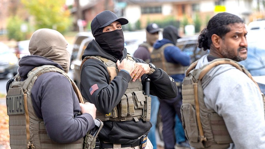 ICE agents instructed to end most vehicle stops in major policy shift