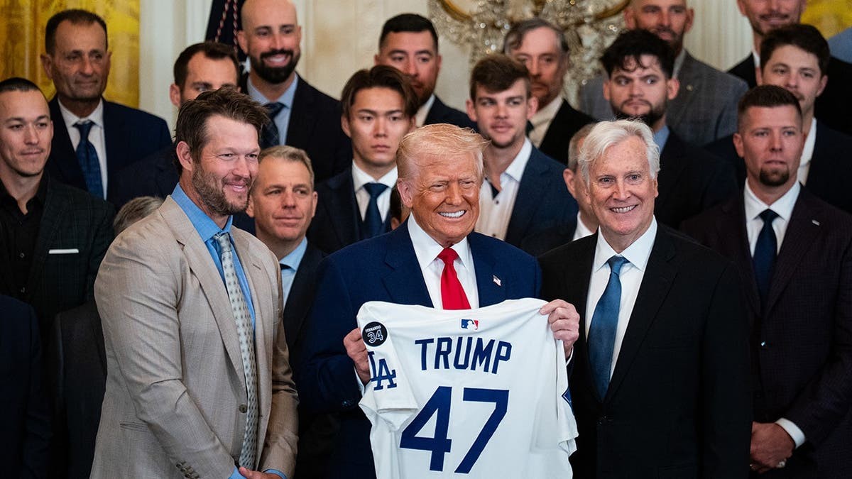 Mookie Betts becomes latest Dodgers player to skip White House visit, insists it's 'not political' at george magazine