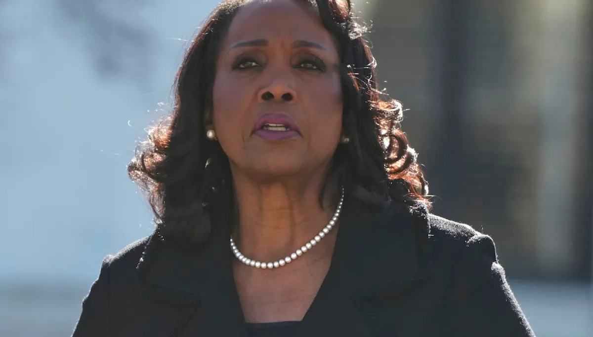 White House sends warning letter to Lisa Cook threatening to fire her  at george magazine